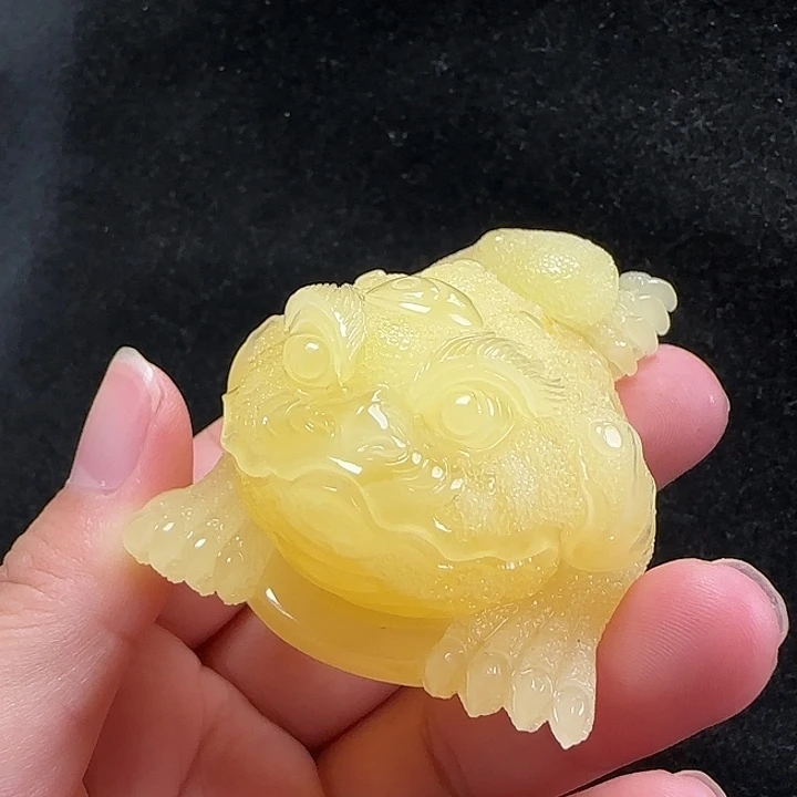 蜜蜡未镶嵌珠宝奇石