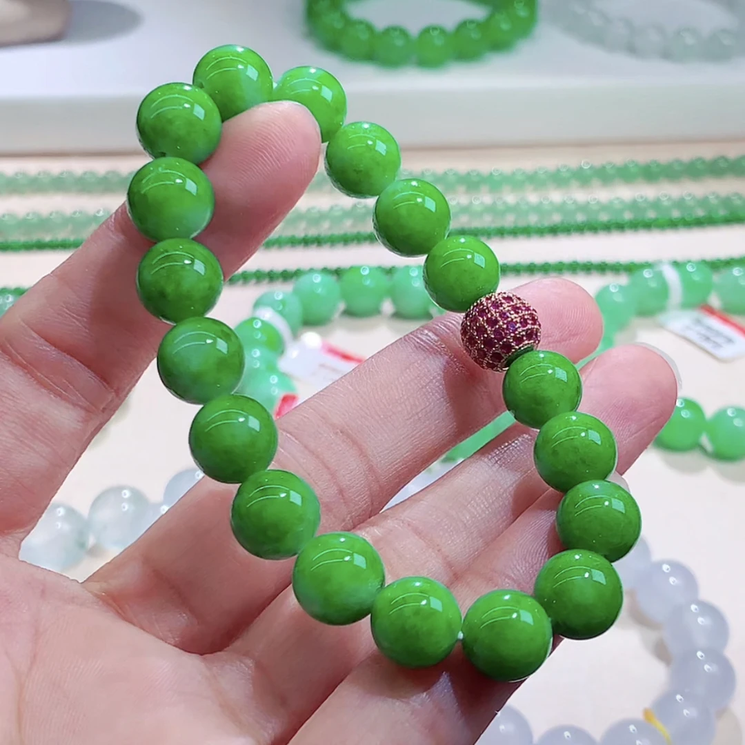 纯天然缅甸翡翠A货阳绿圆珠翡翠手串手链卡10mm