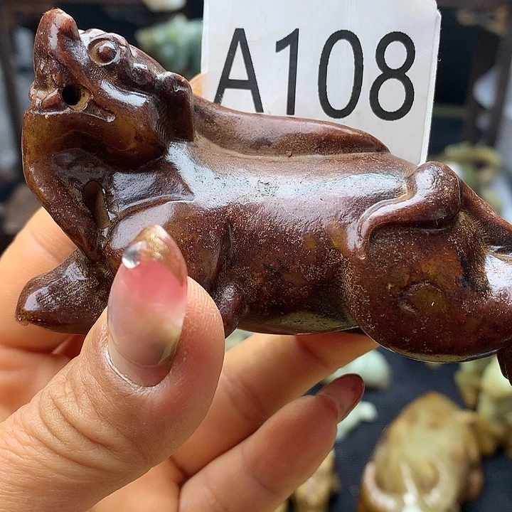 和田玉未镶嵌车挂