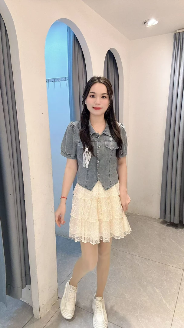 丹妮丝显瘦减龄时尚套裙牛仔上衣蛋糕短裙两件套套裙