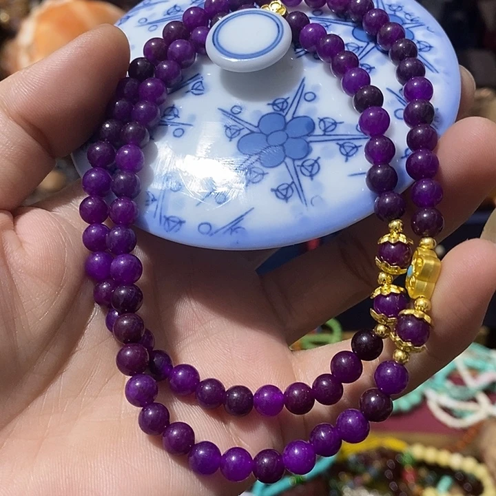 瓷器工艺精湛精细