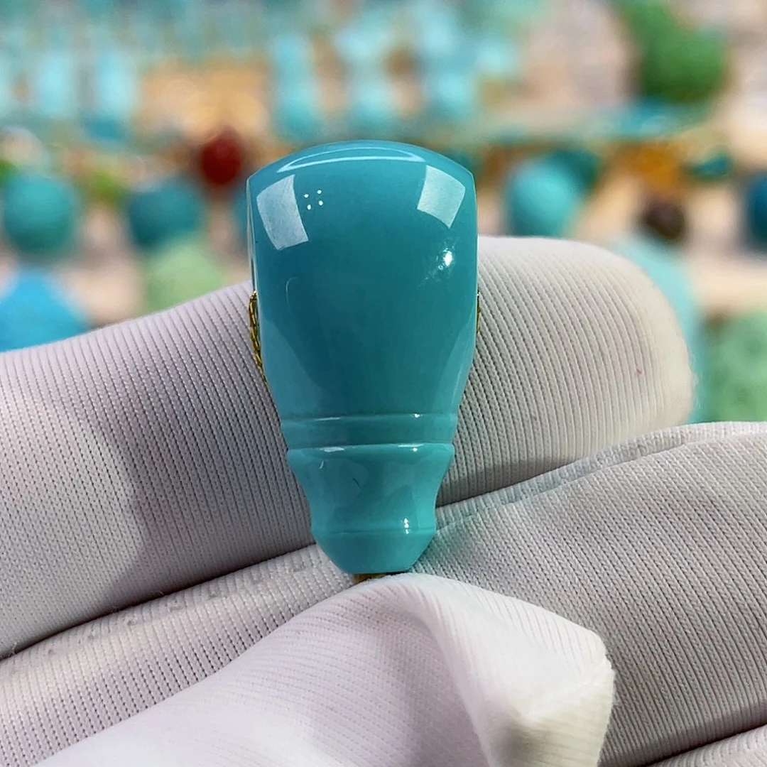 未镶嵌绿松石珠宝奇石