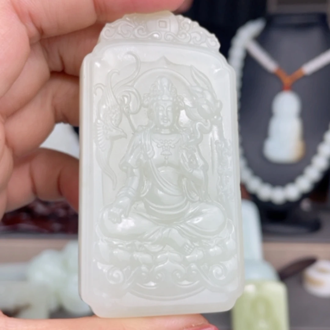 【闪购商品】颈饰未镶嵌和田玉