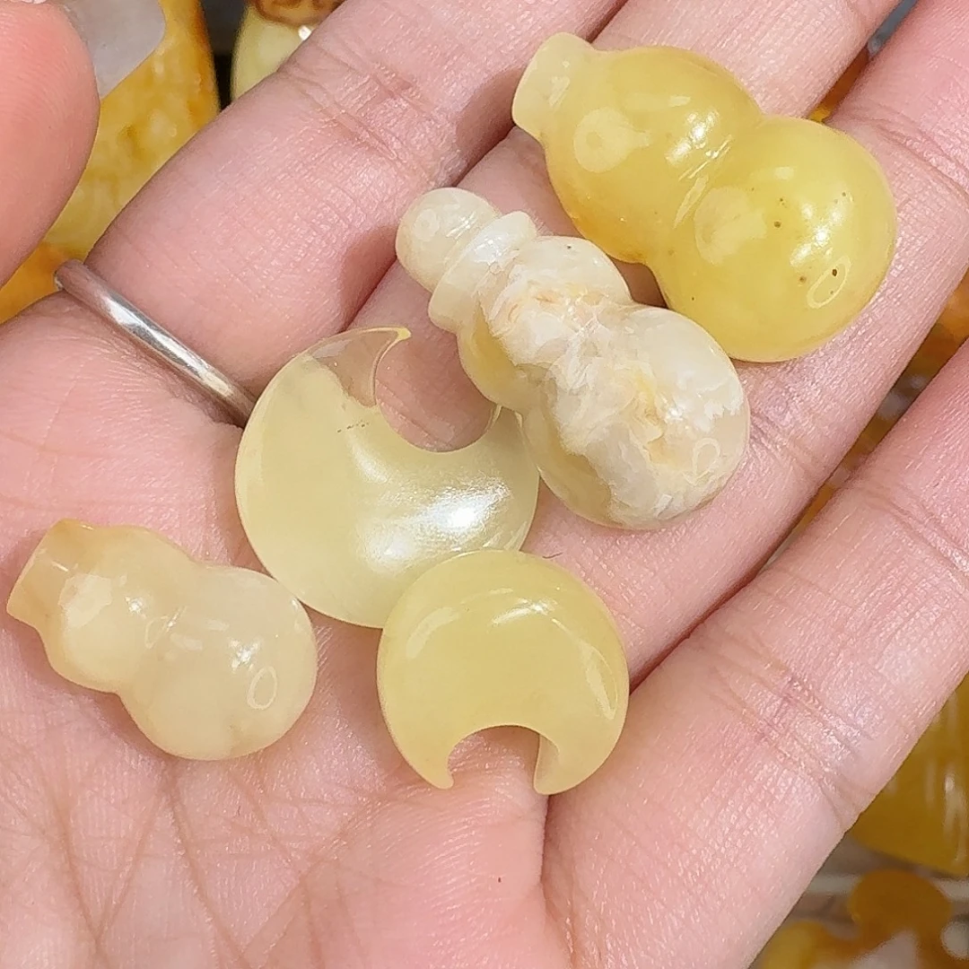 琥珀未镶嵌裸石随机一个