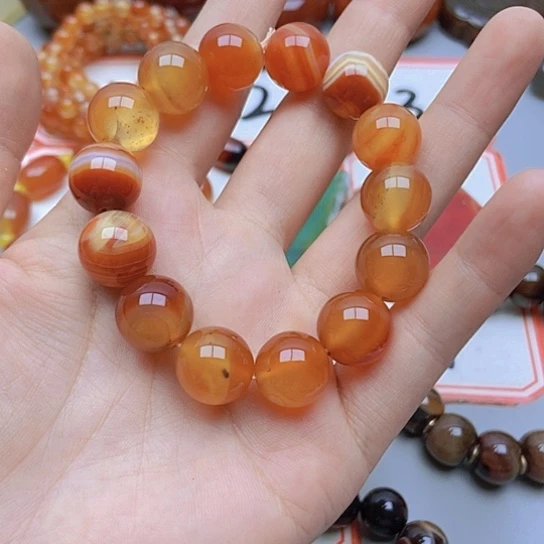 【闪购商品】玛瑙/玉髓未镶嵌珠宝半成品伟*