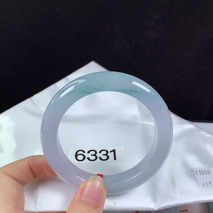 翡翠未镶嵌手镯57圈