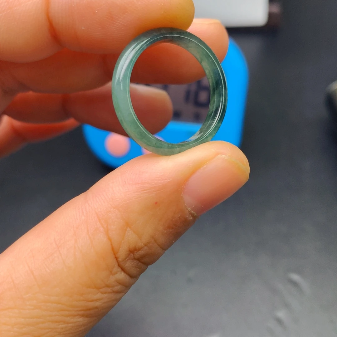 翡翠未镶嵌颈饰翡翠首饰和翡翠珠宝首饰