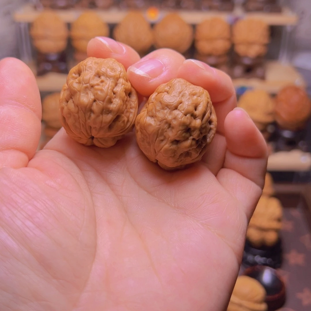 文玩核桃把件7w肌肉蟾32尺