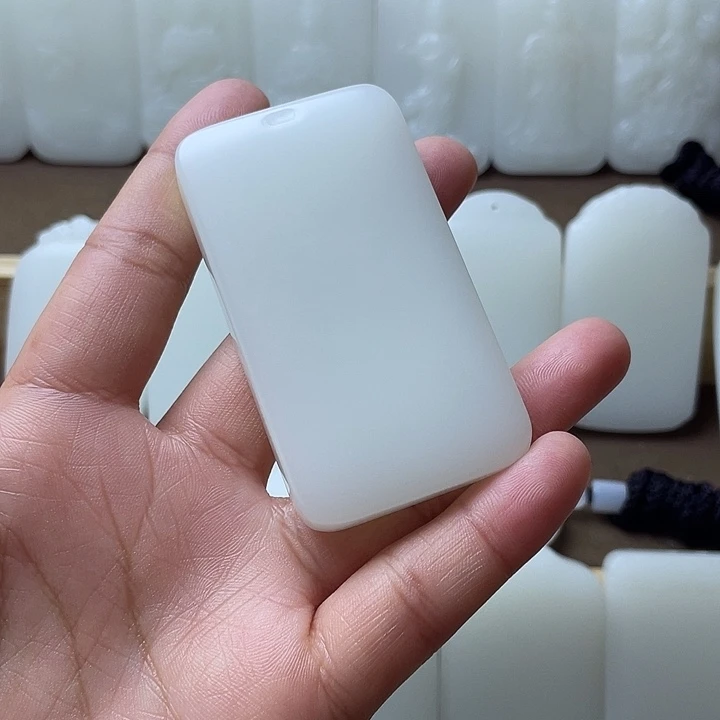 逗***爷平安牌34797434794368647