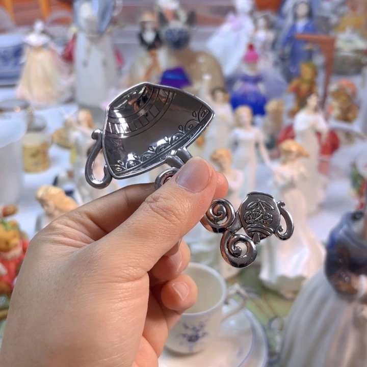 摆件欧洲中古瓷器好看冲鸭！