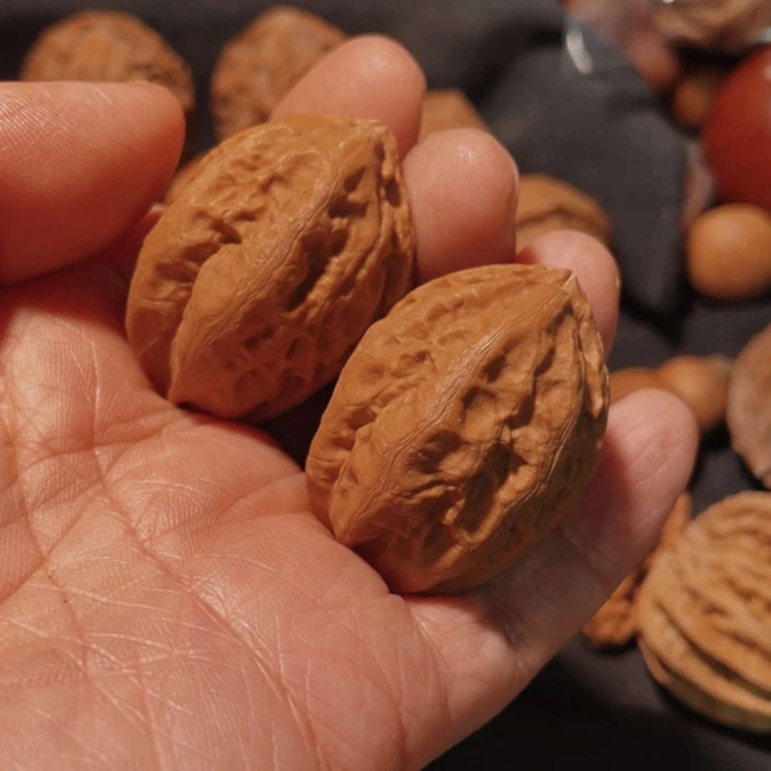 【闪购商品】把件文玩核桃可*东北楸子20
