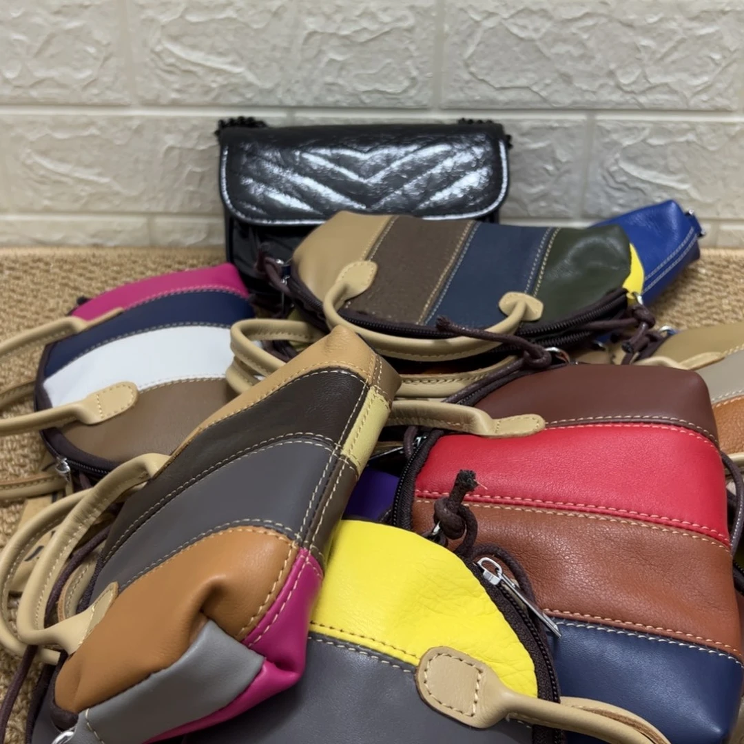 【闪购商品】头层牛皮随机一个手