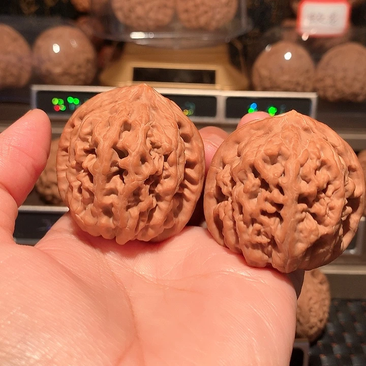 显***罐文玩核桃把件凤凰台
