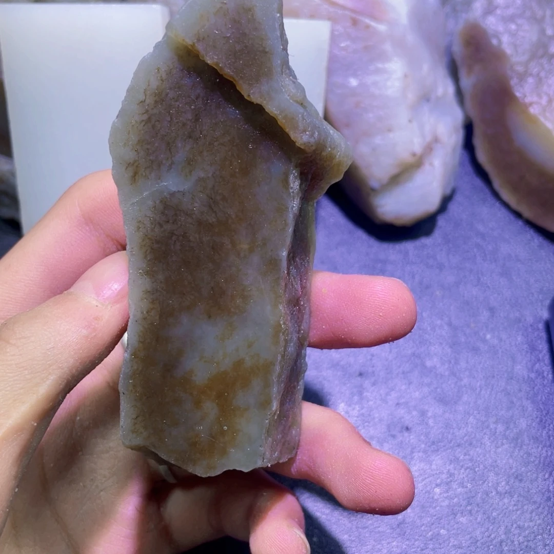 和田玉未镶嵌珠宝半成品