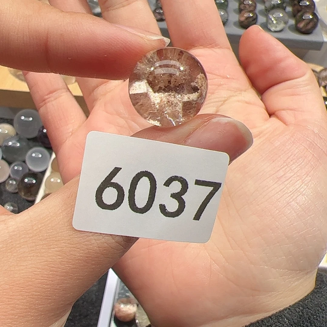 小***ﾞ大型摆件（非配饰）未镶嵌水晶