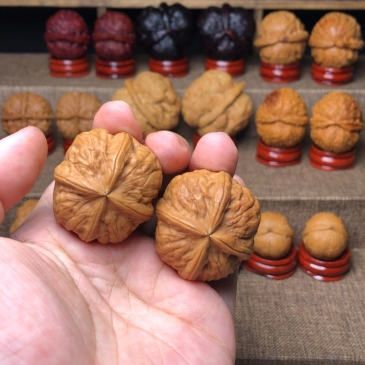 把件文玩核桃35聚宝四棱36