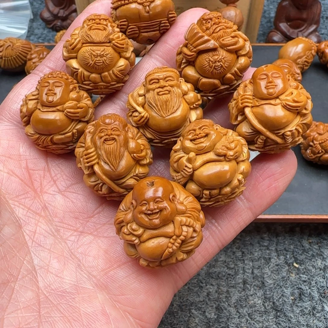 黄***乐橄榄核吊坠……………………