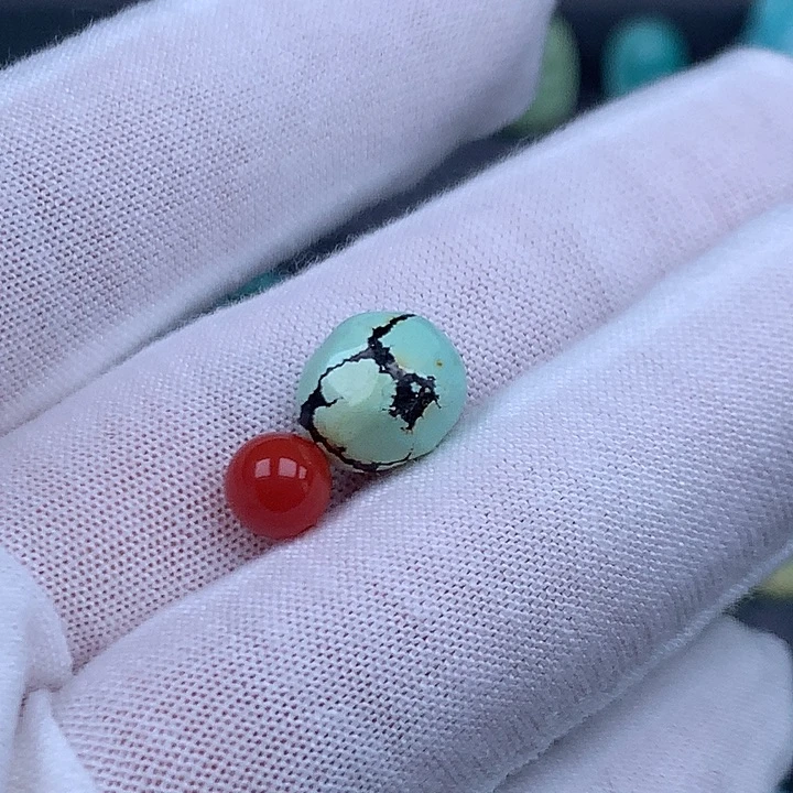 南红玛瑙未镶嵌珠宝奇石