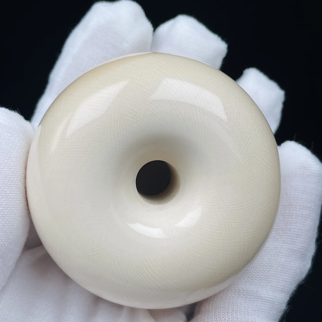 天然保真猛犸  乳牙爆满文面包圈【55×35mm  111g】