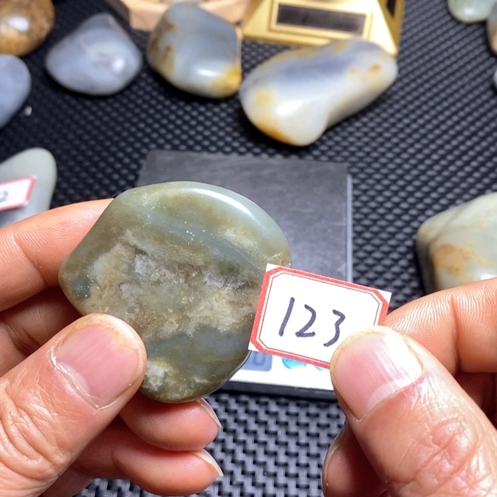 未镶嵌和田玉把件123