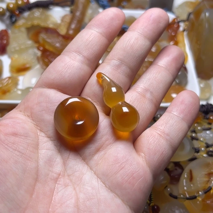 玛瑙/玉髓颈饰未镶嵌?****）4408