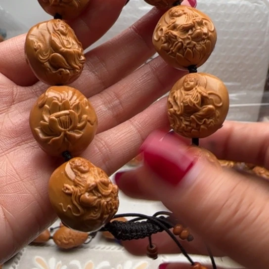 M****手串橄榄核橄榄雕工艺品