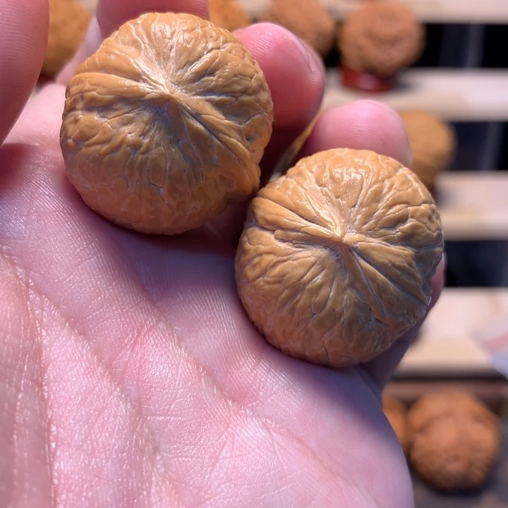 把件文玩核桃30蛇皮球