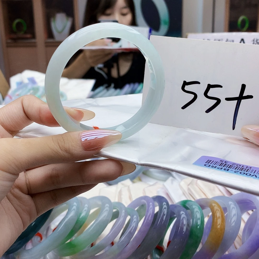 未镶嵌手镯翡翠vvv