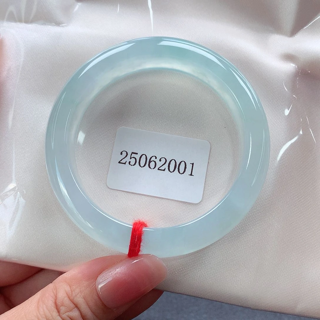 未镶嵌手镯翡翠天然A货翡翠手镯，68号