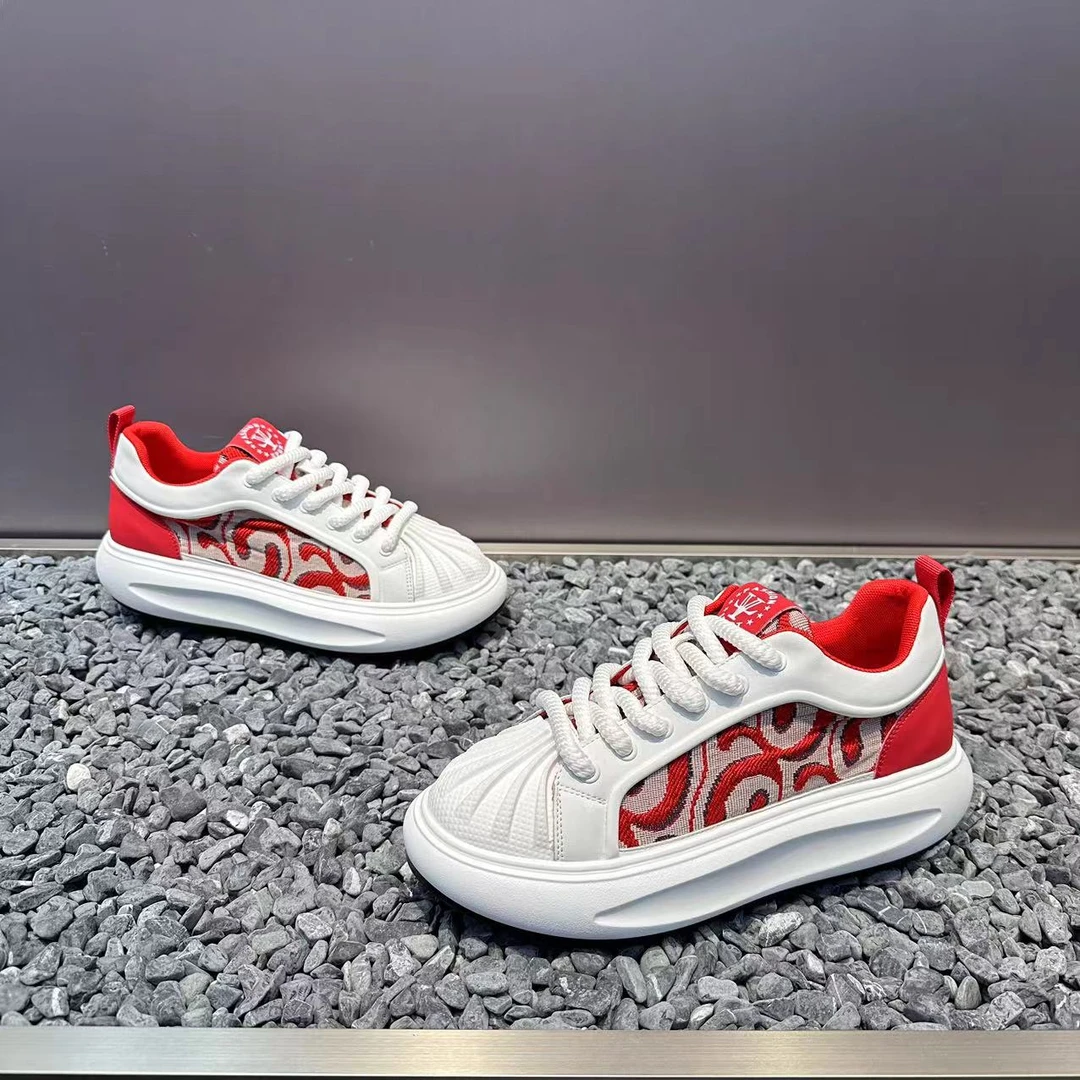 男士新款时尚百搭厚底阿甘鞋新年印花舒适软底潮流男运动休闲鞋