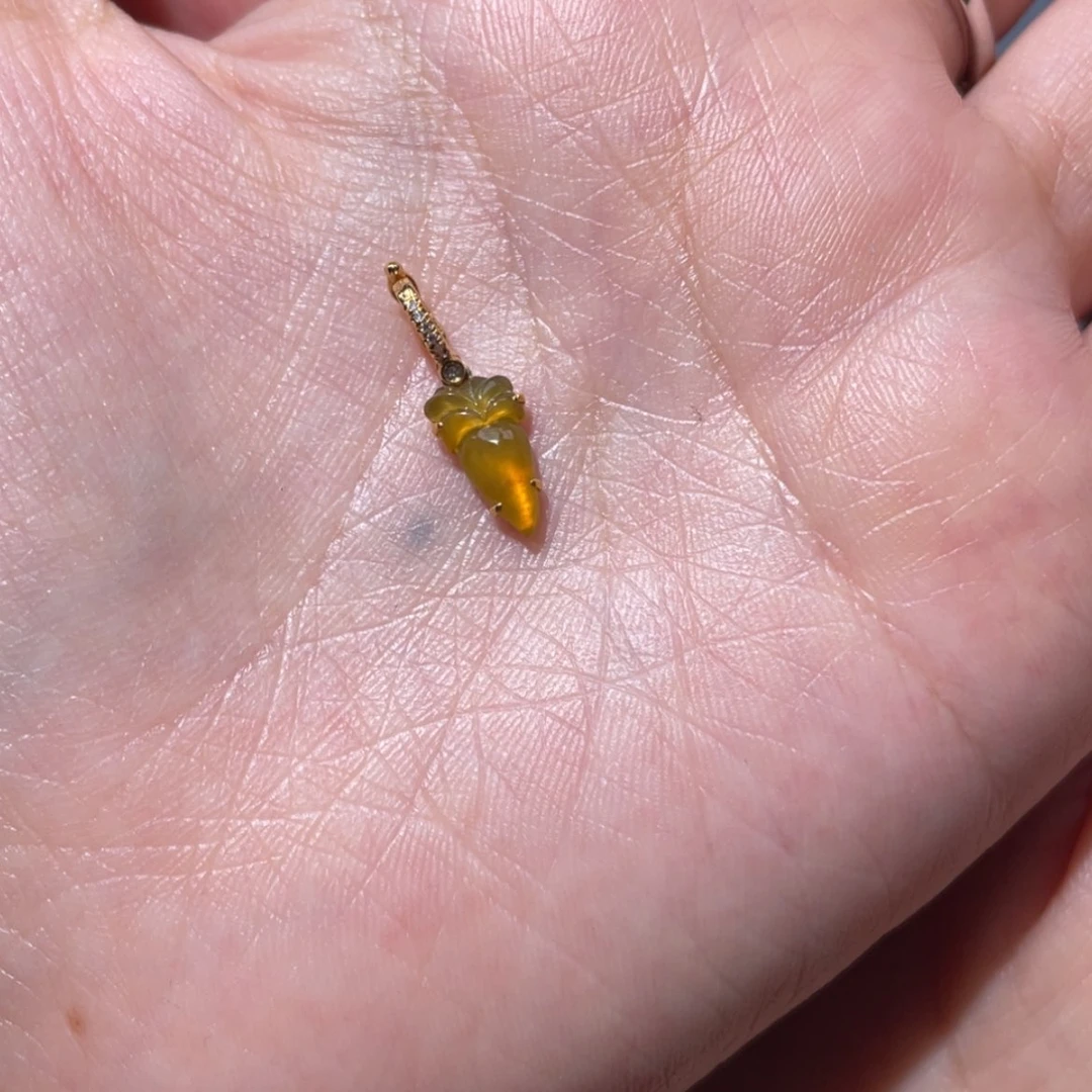 【闪购商品】颈饰18K金镶嵌翡翠