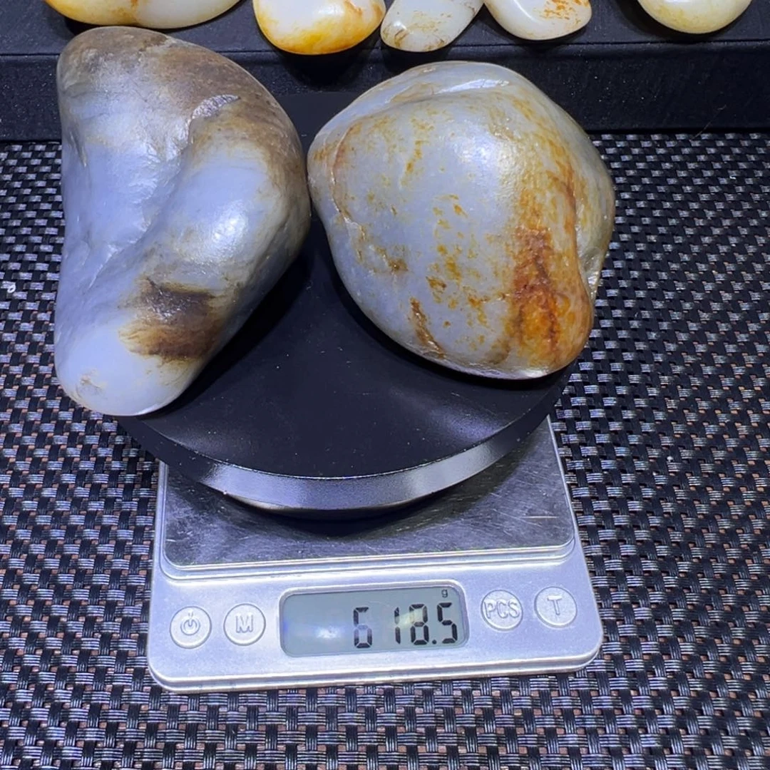 和田玉（子料）未镶嵌吊坠(不含链)618克