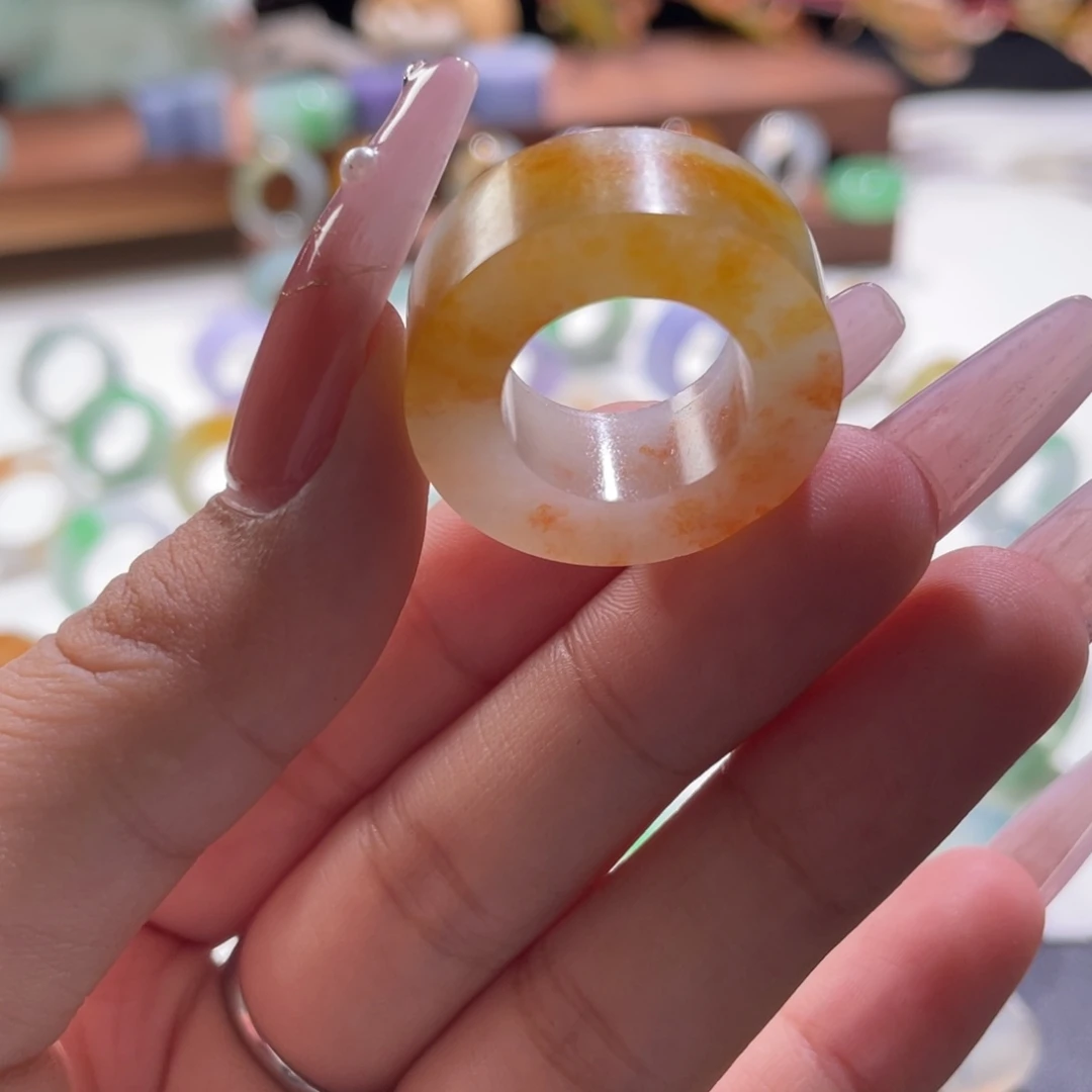 未镶嵌定制翡翠翡翠