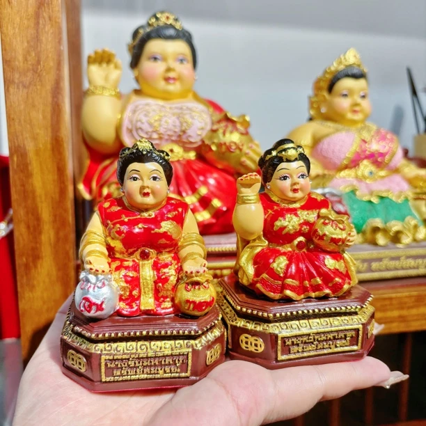 泰国特色 南瓜摆件手办招手 特色挂件古巴阿里雅查召手女摆件