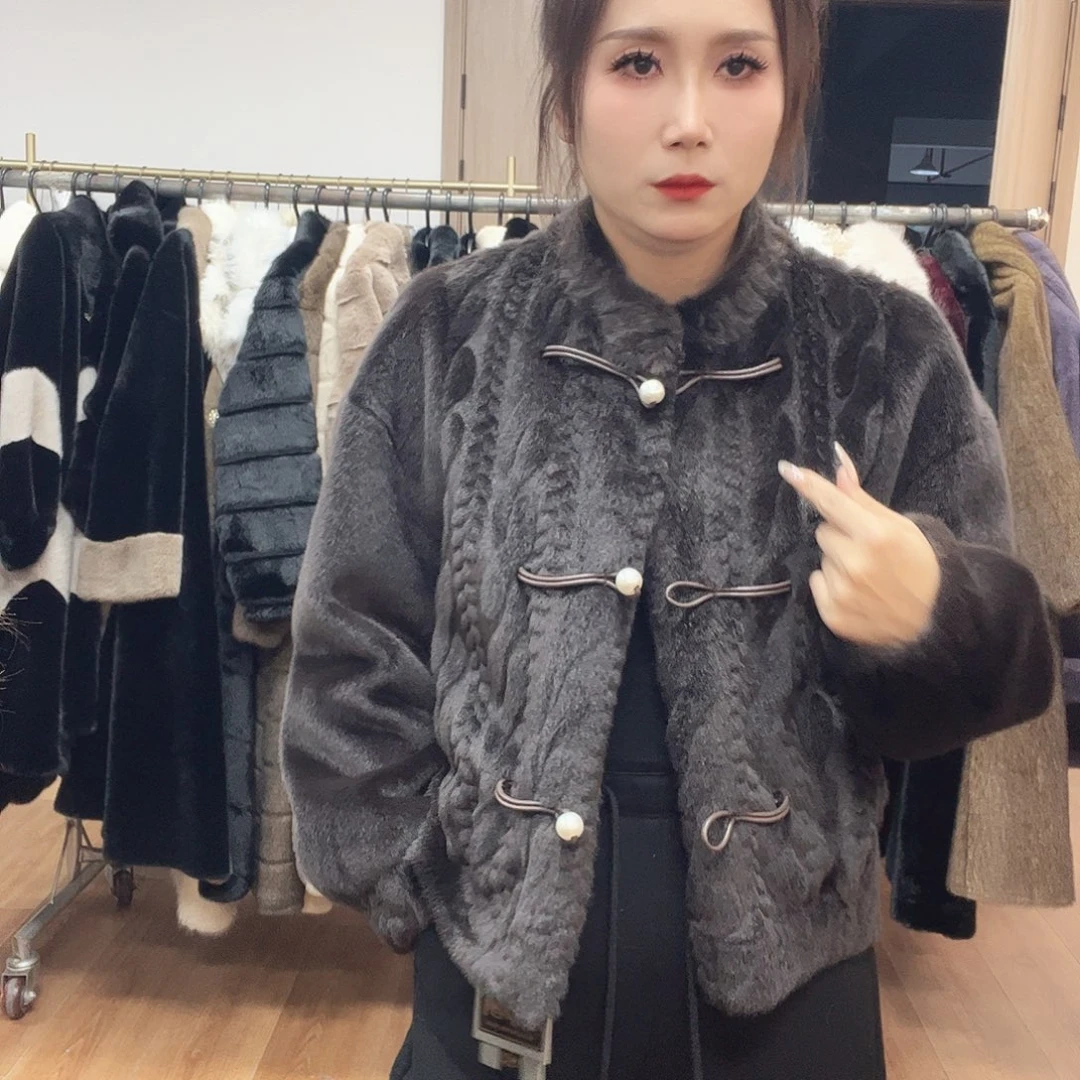 01号皮毛一体外套