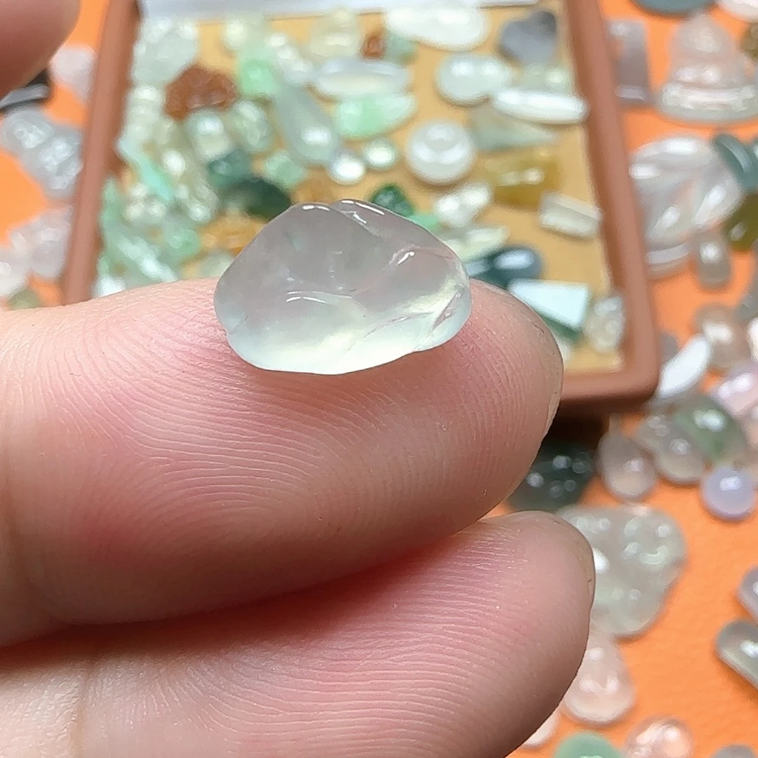 未镶嵌定制翡翠翡翠
