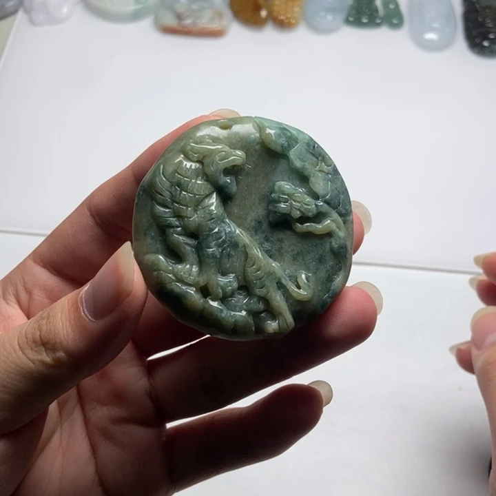 翡翠未镶嵌颈饰虎牌14