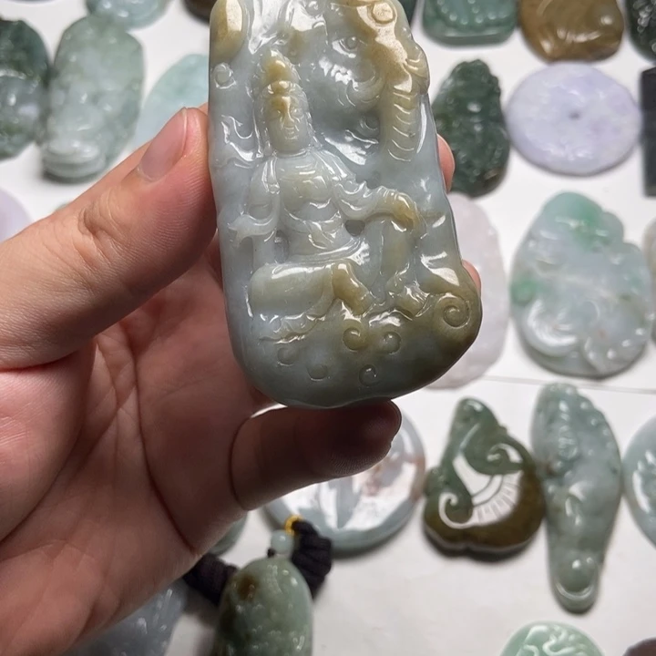 翡翠未镶嵌颈饰普贤41