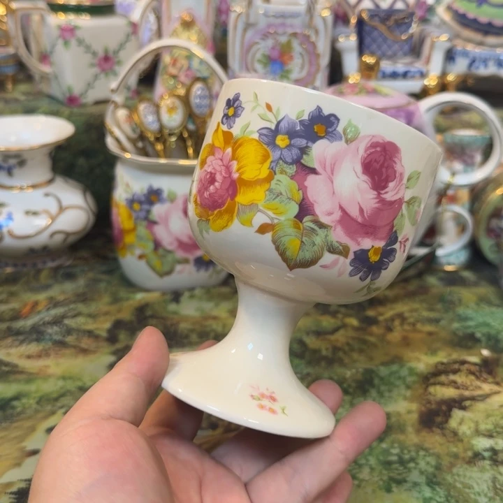 鹿与海陶瓷家居有限公司