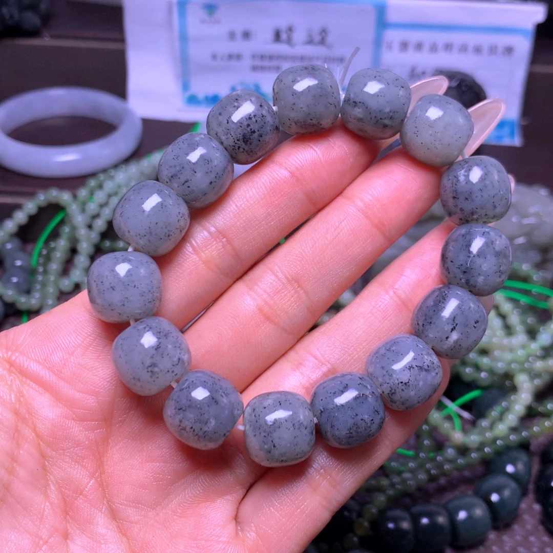 和田玉未镶嵌颈饰卡14