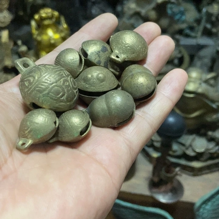 不退不退铜工艺品等