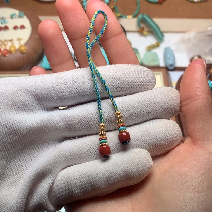 忆***！南红玛瑙未镶嵌珠宝奇石