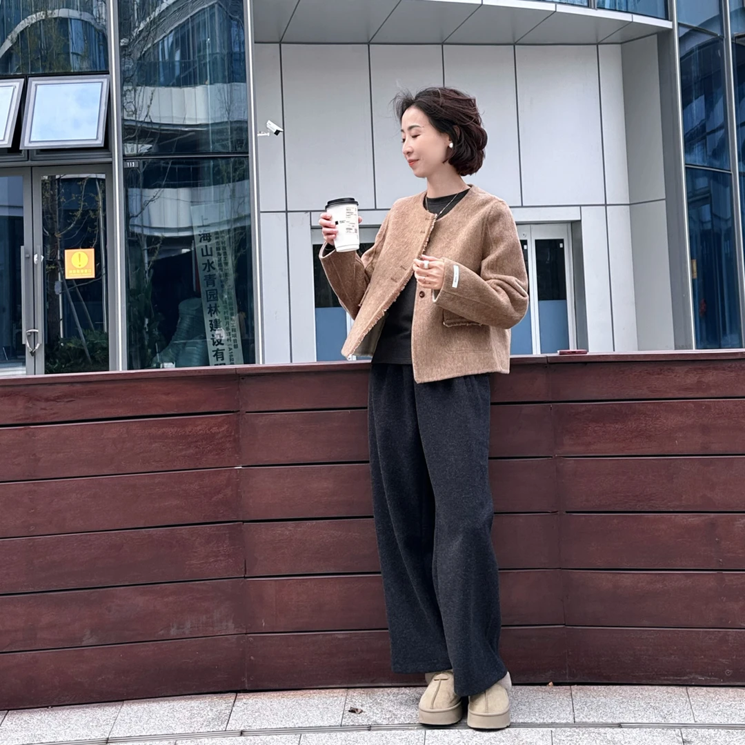 短款双面羊毛呢大衣女秋冬今年流行独特别致毛呢外套