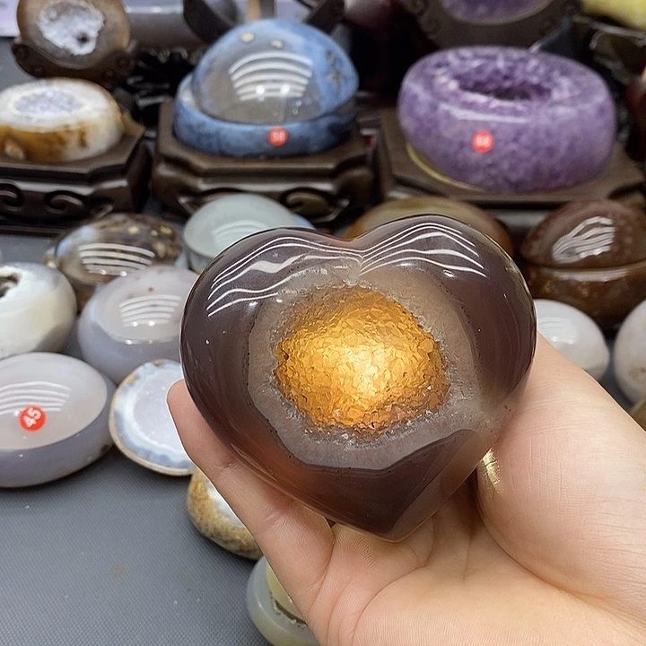 紫晶摆件未镶嵌爱心