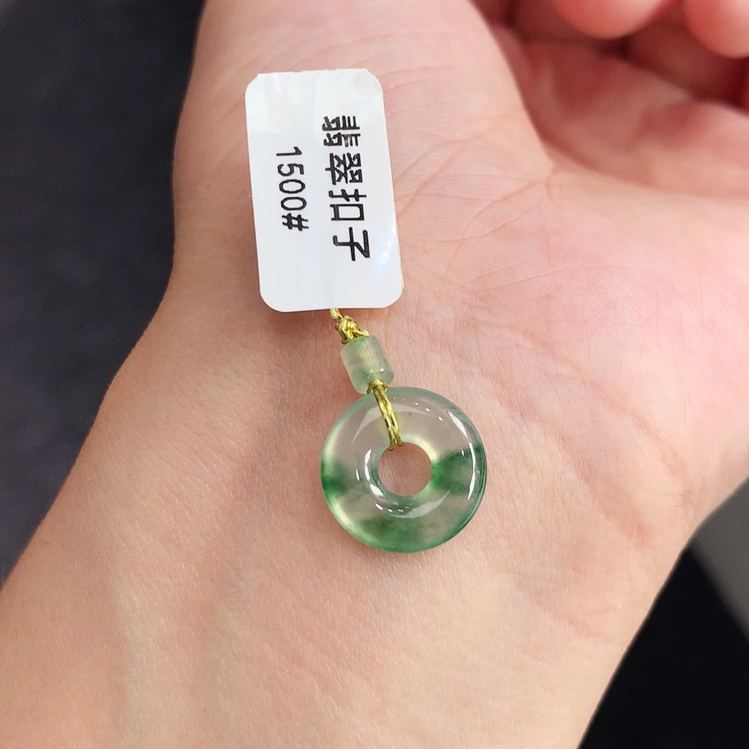 未镶嵌戒指翡翠甜甜圈