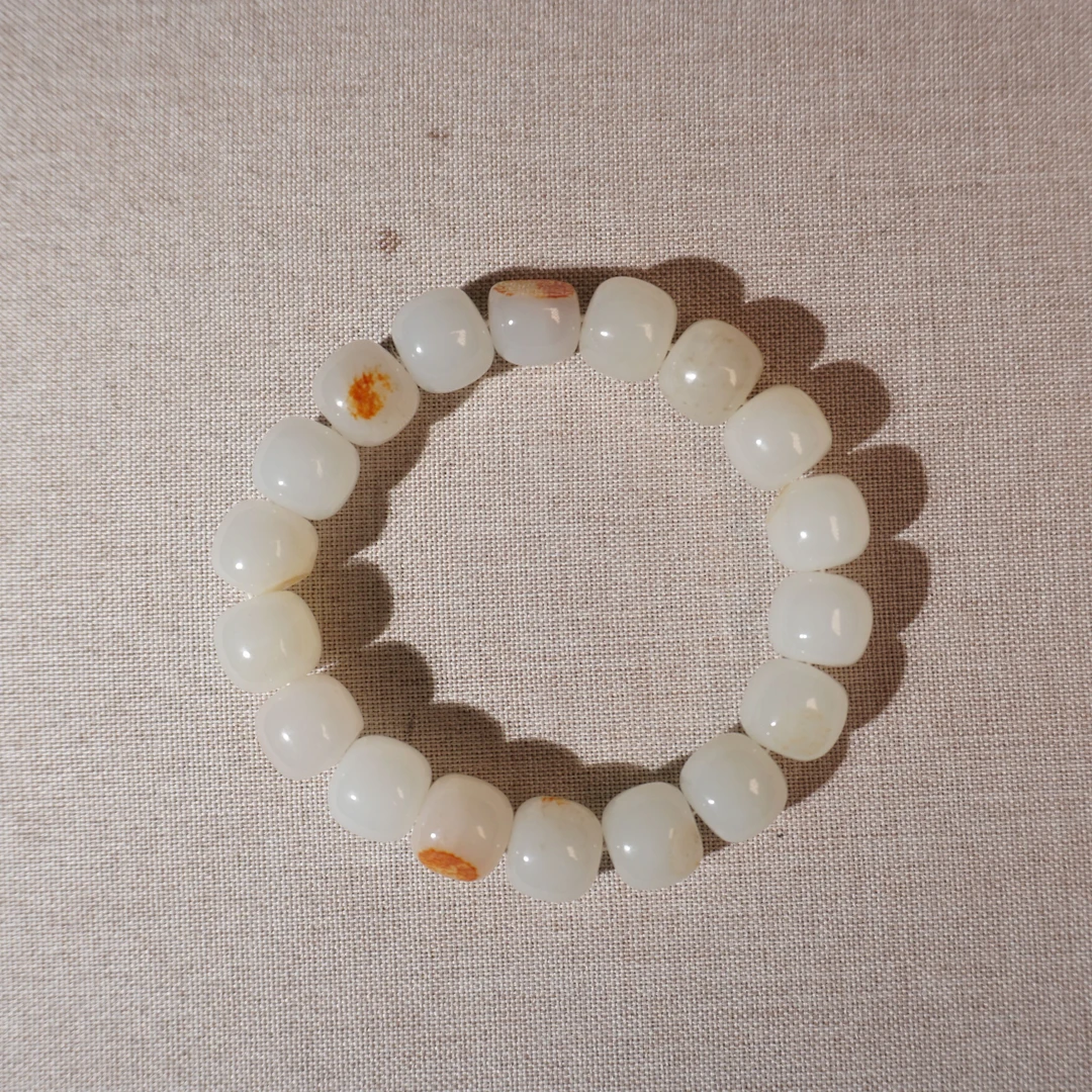 11NA52  清 和田玉手串