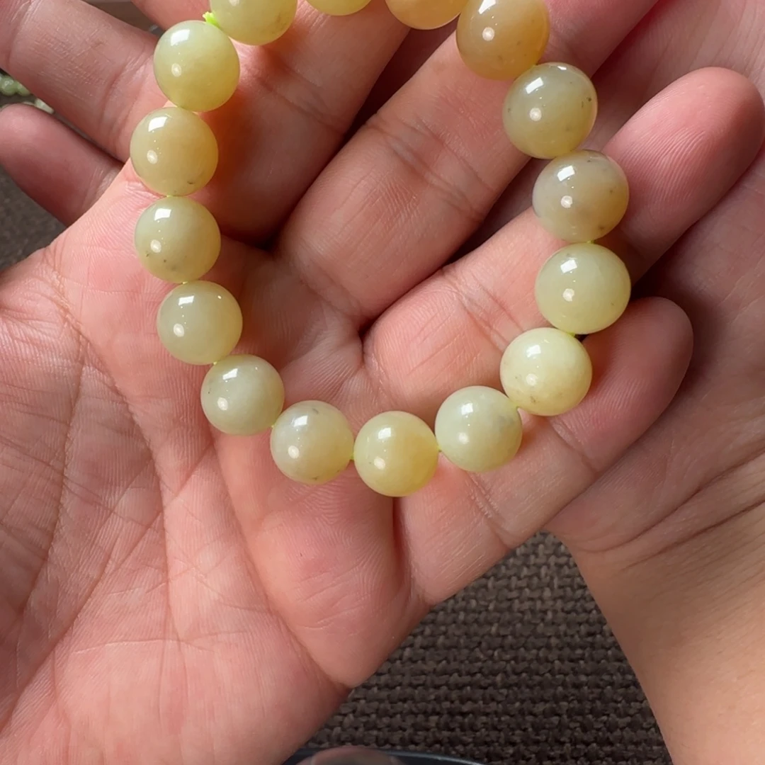 ****和田玉（糖玉）未镶嵌挂件