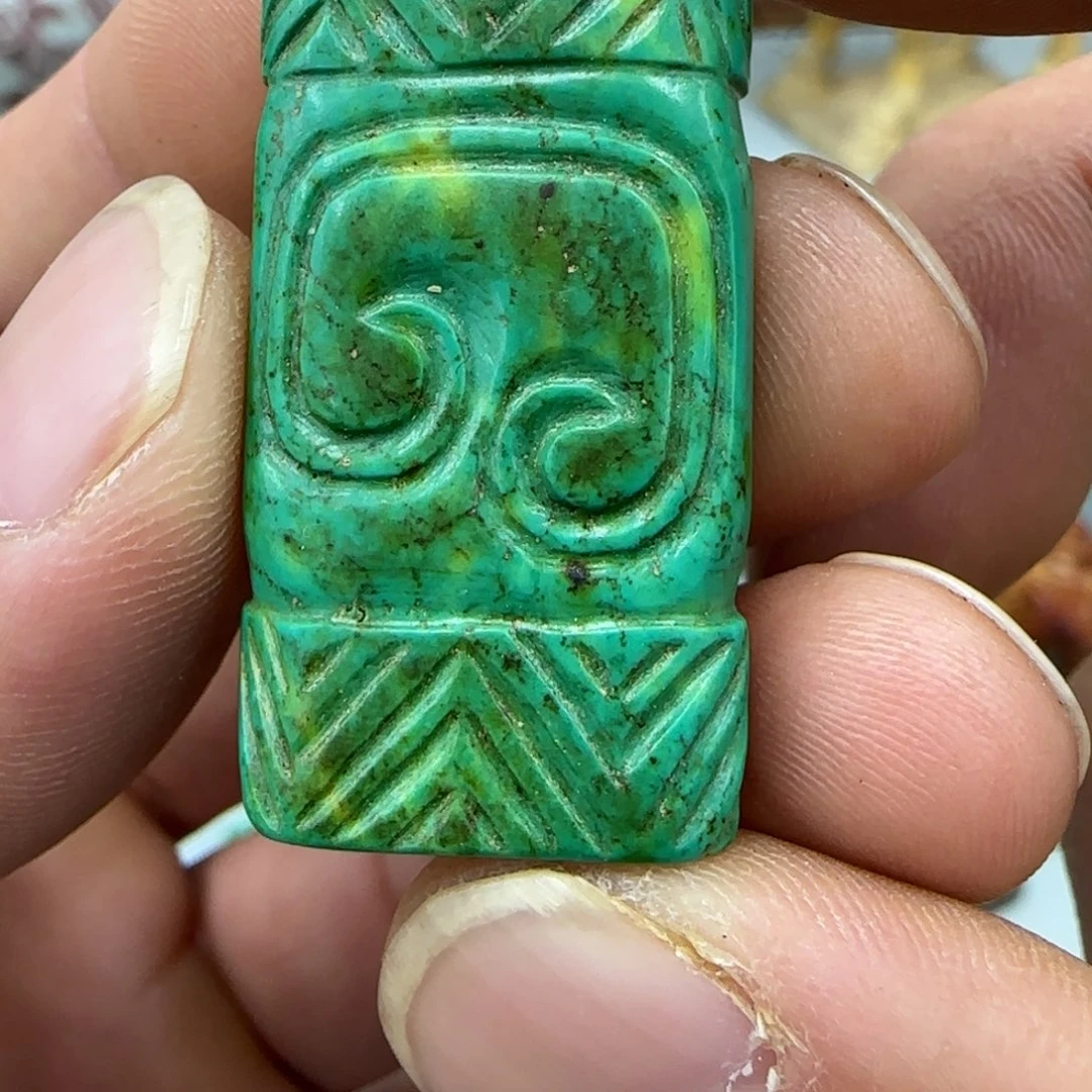 未镶嵌和田玉（糖玉）珠宝奇石