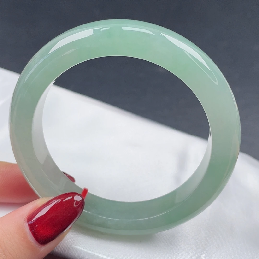 翡翠未镶嵌手镯55圈口