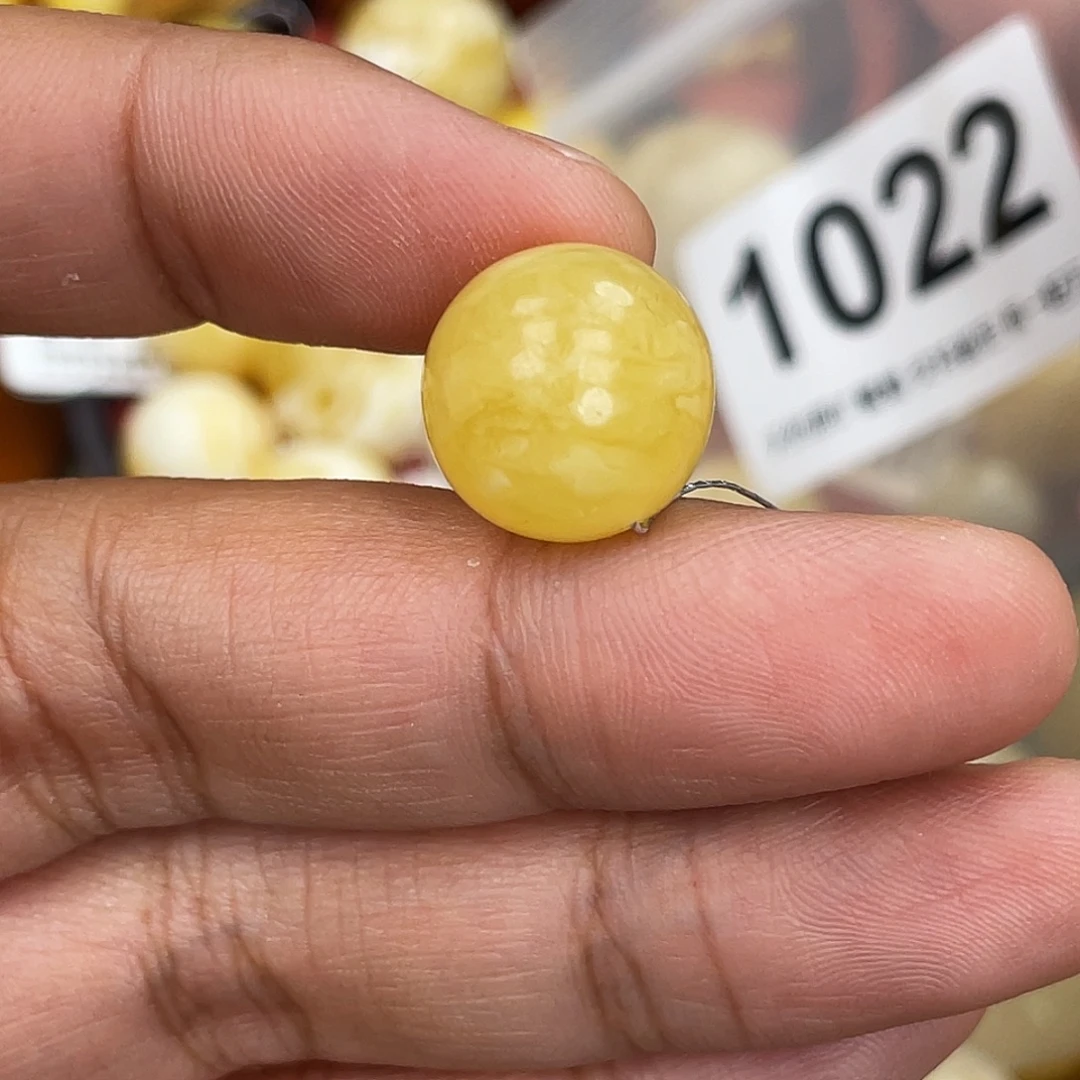 蜜蜡未镶嵌珠宝奇石沙眼14.2